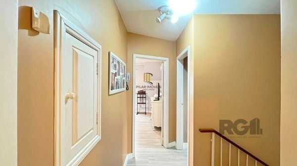 Casa Condominio em Porto Alegre, no bairro Jardim Isabel, com 3 dormitório(s), à