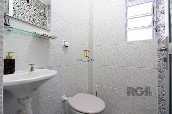 Apartamento em Porto Alegre, no bairro Medianeira, com 3 dormitório(s), e 3 banh