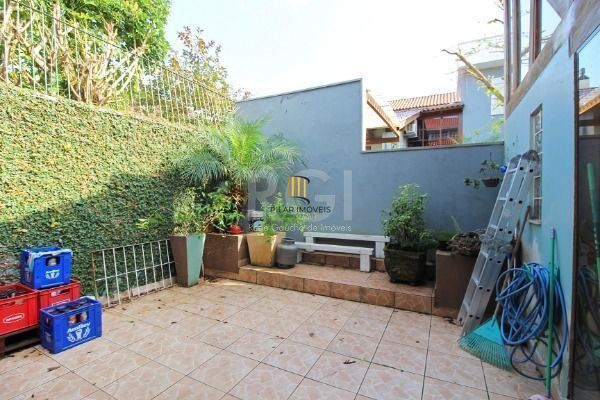 Casa para Venda - 154m², 3 dormitórios, sendo 1 suites, 4 vagas - Ipanema