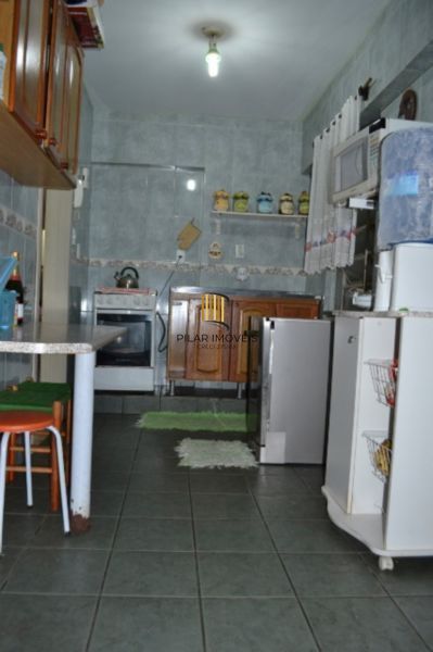 Apartamento em Porto Alegre, no bairro Cidade Baixa, com 2 dormitório(s), e 2 ba