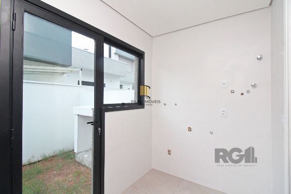 Casa Condominio em Porto Alegre, no bairro Hípica, com 3 dormitório(s), e 3 banh