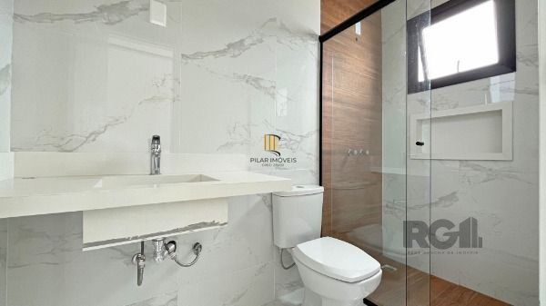 Casa Condominio em Porto Alegre, no bairro Campo Novo, com 3 dormitório(s), e 3 