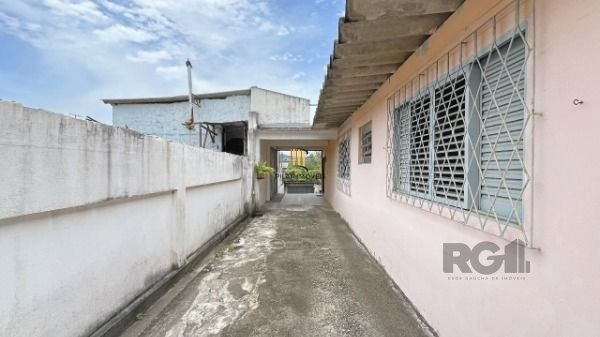 Casa para Venda - 177.5m², 3 dormitórios, 3 vagas - Cavalhada