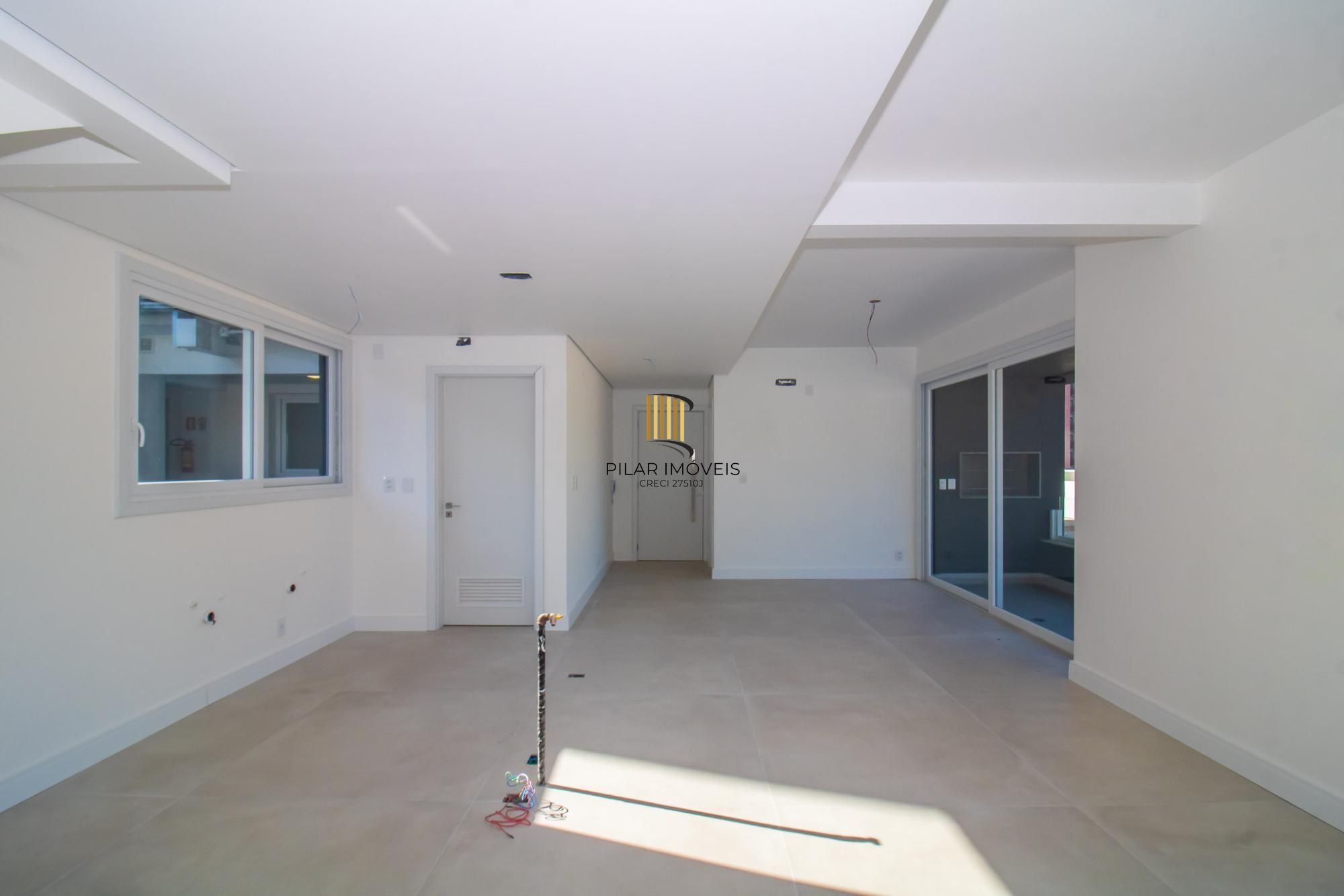 APARTAMENTO DUPLEX - 177m², 3 dormitórios, sendo 3 suites, Menino Deus