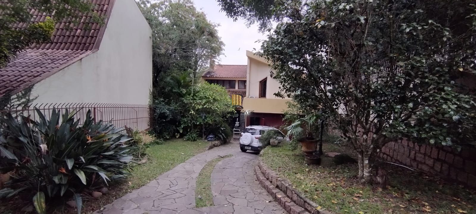 Casa Residencial com vista incrível para o Rio Guaíba no bairro Vila Conceição.