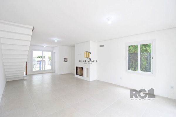 Casa em Porto Alegre, no bairro Vila Conceição, com 3 dormitório(s), à venda.