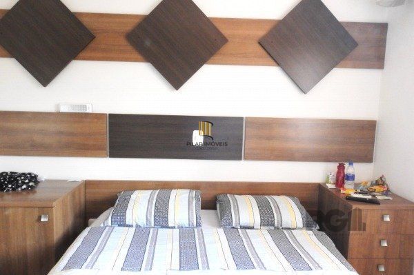 Casa em Porto Alegre, no bairro Espirito Santo, com 3 dormitório(s), e 3 banheir