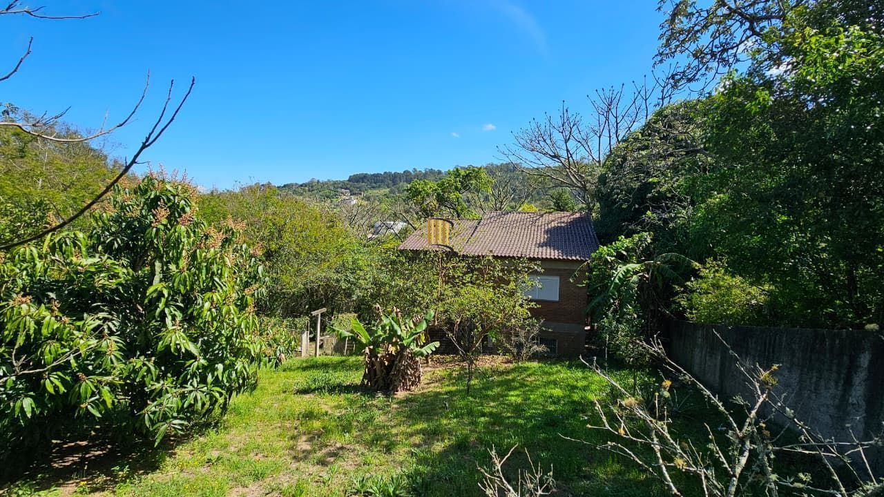 Casa para Venda - 1700m², 3 dormitórios, sendo 1 suites, 2 vagas - Vila Nova