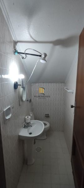 Casa em Porto Alegre, no bairro Jardim Isabel, com 5 dormitório(s), e 5 banheiro