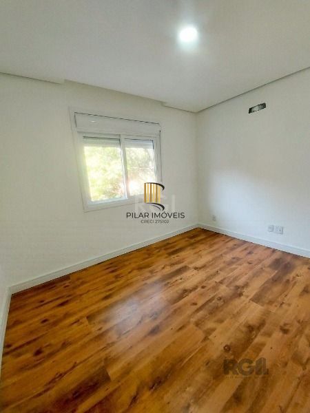 Casa Condominio em Porto Alegre, no bairro Tristeza, com 4 dormitório(s), e 4 ba