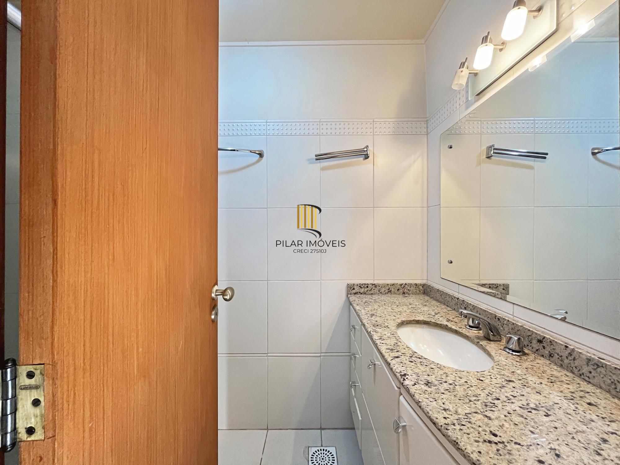 Casa em Condomínio no Jardim Isabel com 270m², 3 dormitórios, 4 vagas