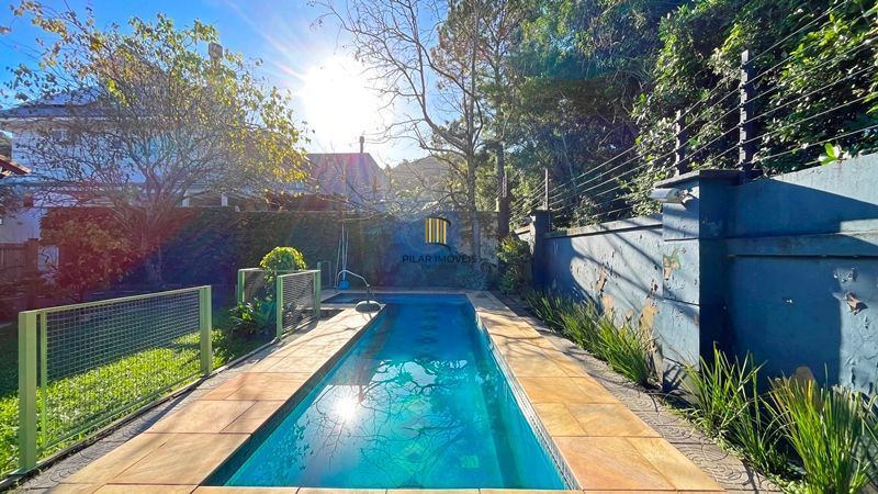 No condomínio Mountain Ville Residência 3 dormitórios.