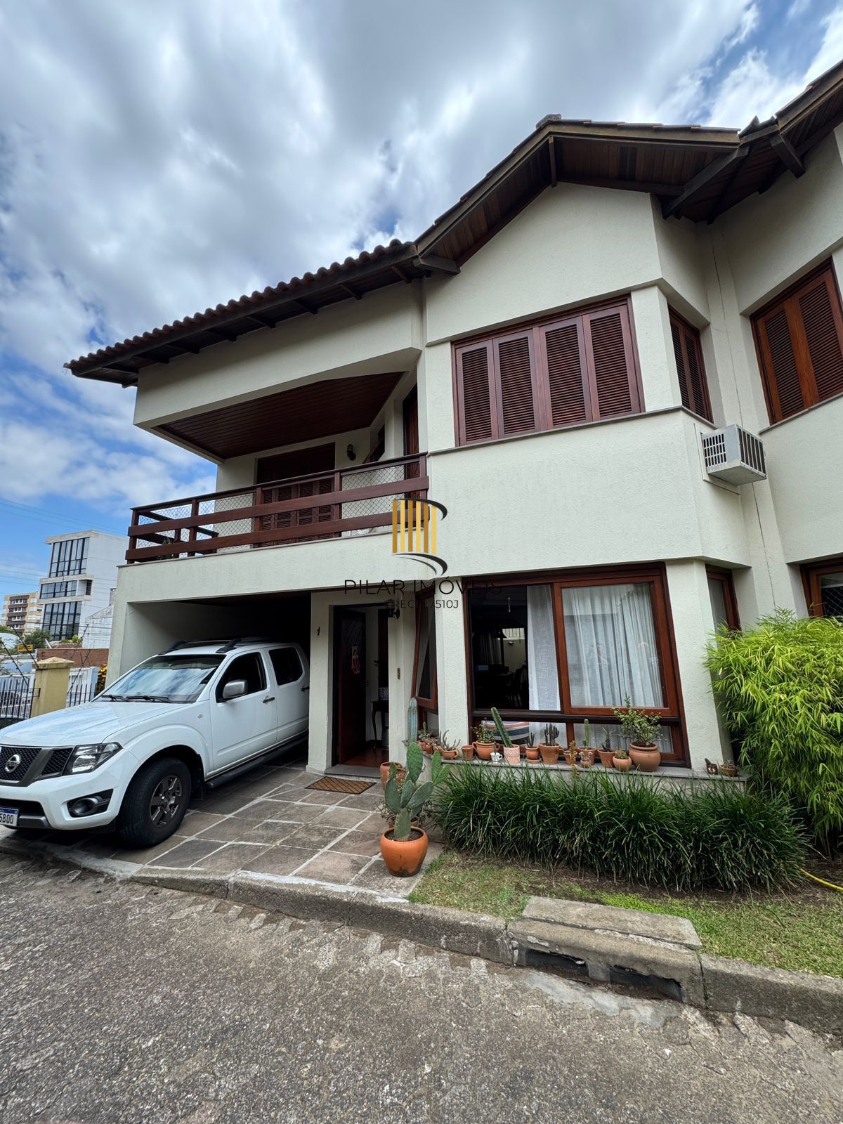 Casa do Condomínio Ilha de Majorca- Bairro Tristeza - 4D - 232 m²