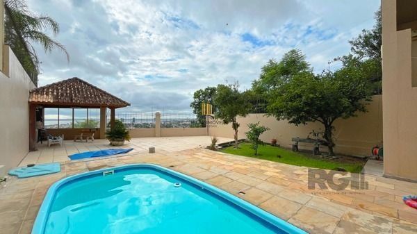 Casa 3 dormitórios à venda Nonoai Porto Alegre/RS