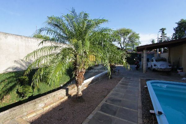 Casa para Venda - 300m², 2 dormitórios, sendo 1 suites, 8 vagas - Nonoai