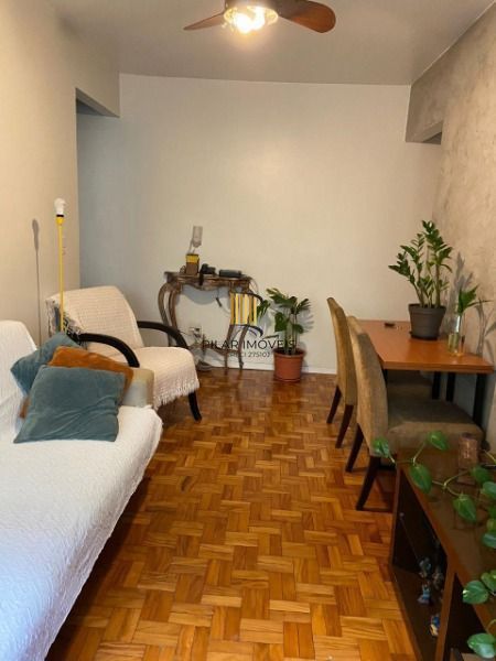Apartamento em Porto Alegre, no bairro Cristal, com 3 dormitório(s), e 3 banheir