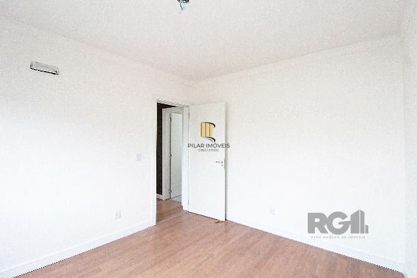 Casa Condominio em Porto Alegre, no bairro Hípica, com 3 dormitório(s), e 3 banh