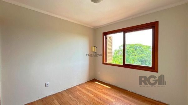 Apartamento em Porto Alegre, no bairro Santa Tereza, com 3 dormitório(s),