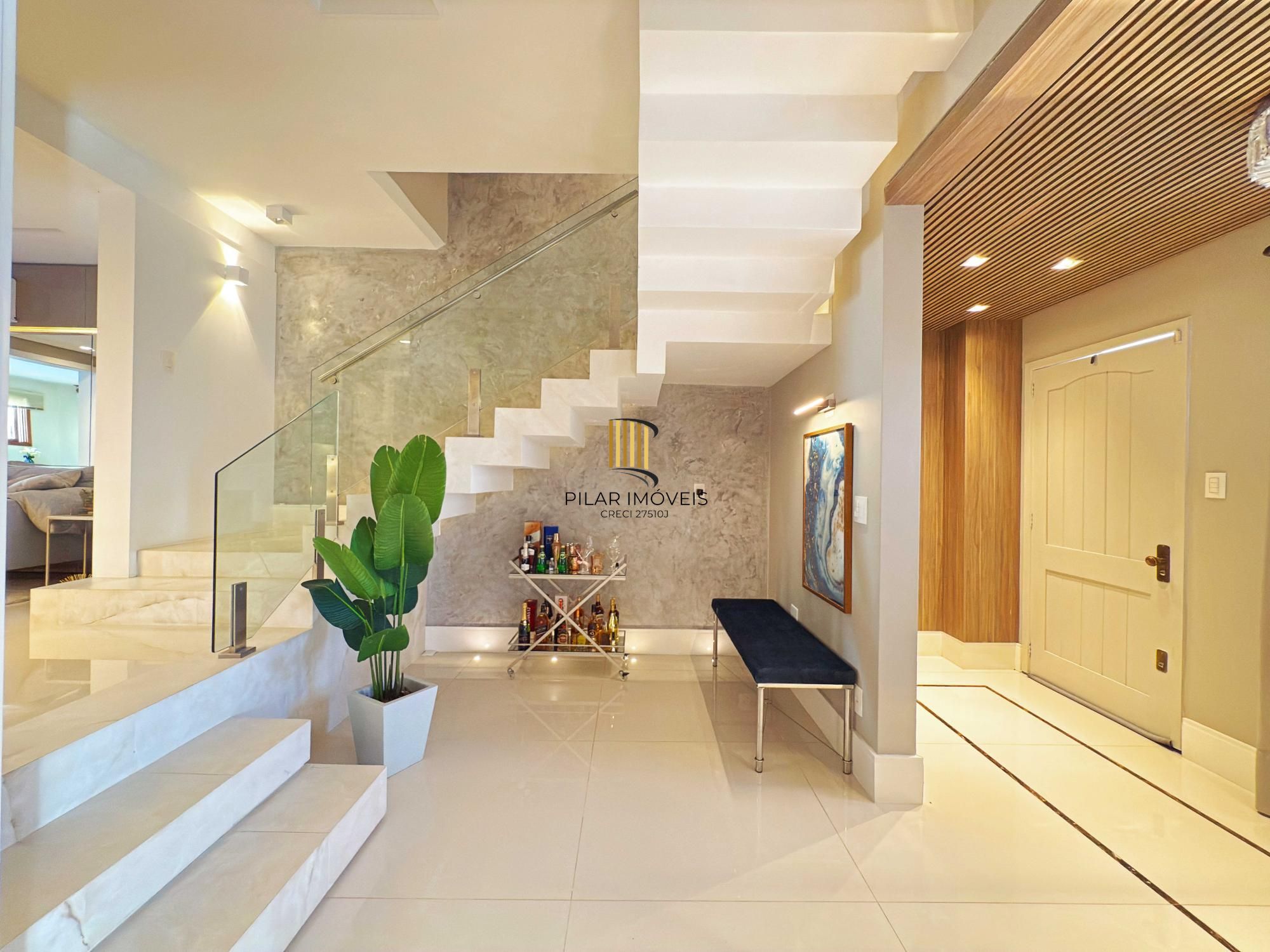 Casa 3 dormitórios no bairro Ipanema