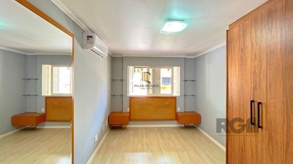 Casa Condominio em Porto Alegre, no bairro Cavalhada, com 2 dormitório(s), à ven