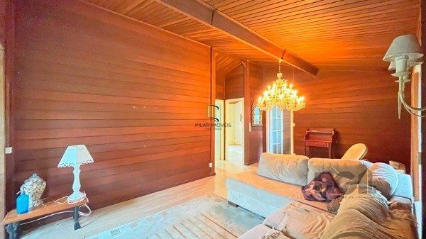 Casa em Porto Alegre, no bairro Ipanema, com 3 dormitório(s), e 3 banheiros