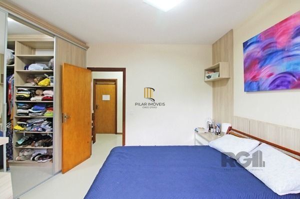 Casa Condomínio em Porto Alegre, no bairro Tristeza, com 3 dormitório(s), à vend