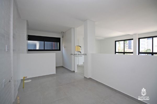 Apartamento para Venda - 101m², 3 dormitórios, sendo 1 suites, 1 vaga - Tristeza