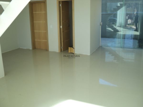 Casa para Venda - 160m², 3 dormitórios, sendo 1 suites, 2 vagas - Lagos De Nova 