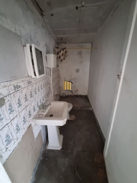 Casa 4 dormitórios à venda Camaquã Porto Alegre/RS