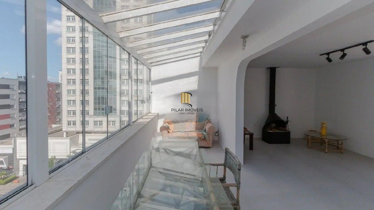 Excelente cobertura com 150,09 m², 2 dorm. e 1 vaga.