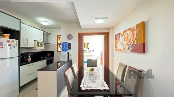 Casa Condominio em Porto Alegre, no bairro Tristeza, com 3 dormitório(s), e 3 ba