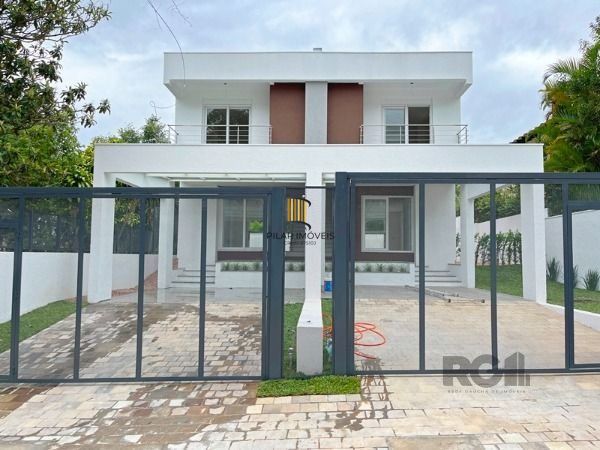 Casa em Porto Alegre, no bairro Vila Conceição, com 3 dormitório(s), à venda.