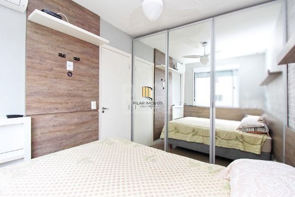 Apartamento em Porto Alegre, no bairro Cavalhada, com 2 dormitório(s), e 2 banhe