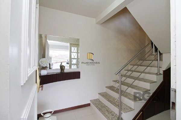 Casa Condominio em Porto Alegre, no bairro Sétimo Céu, com 4 dormitório(s), e 4 