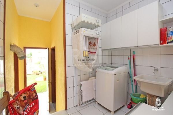 Casa para Venda - 208.06m², 3 dormitórios, sendo 1 suites, 2 vagas - Altos do Ip