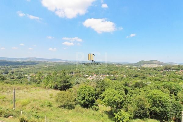 Casa Condominio em Porto Alegre, no bairro Glória, com 3 dormitório(s), e 3 banh