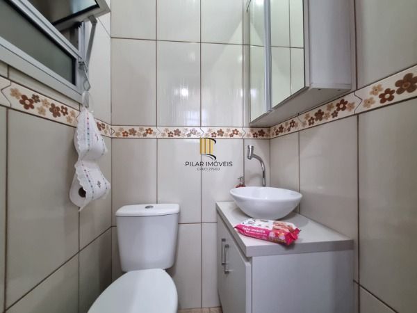 Casa Condominio em Porto Alegre, no bairro Cavalhada, com 2 dormitório(s), e 2 b