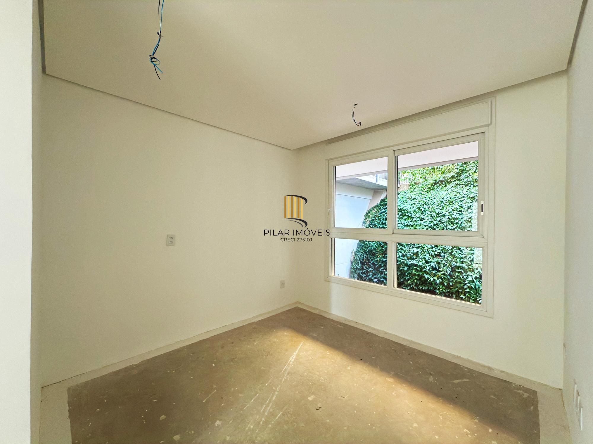 Belíssimo apartamento com projeto diferenciado e vista deslumbrante para o pôr do sol.