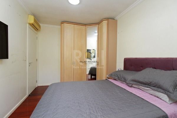 Casa para Venda - 154m², 3 dormitórios, sendo 1 suites, 4 vagas - Ipanema