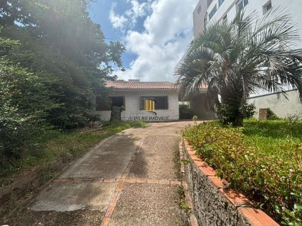 Casa térrea de 3D no miolo do Bairro Tristeza. - Pilar Imóveis