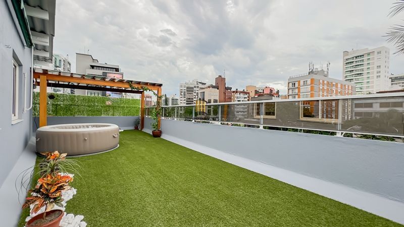 Cobertura 3 dormitórios à venda Três Figueiras Porto Alegre/RS