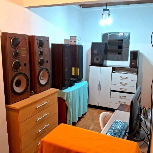 Casa em Porto Alegre, no bairro Cavalhada, com 3 dormitório(s), e 3 banheiros, à