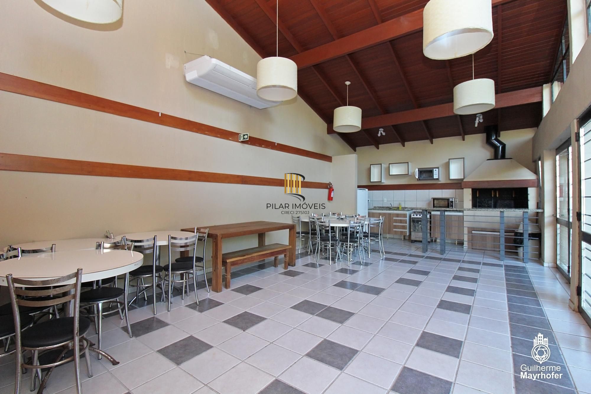 Excelente  apartamento com 3 dormitórios c/ 88m² no Bairro Guarujá.