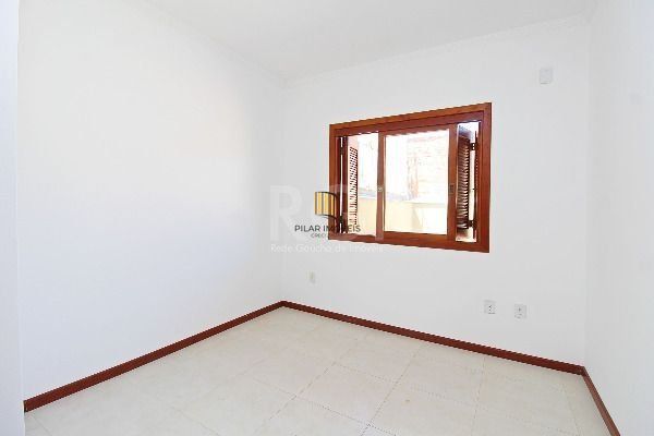 Casa em Porto Alegre, no bairro Aberta Dos Morros, com 3 dormitório(s), e 3 banh