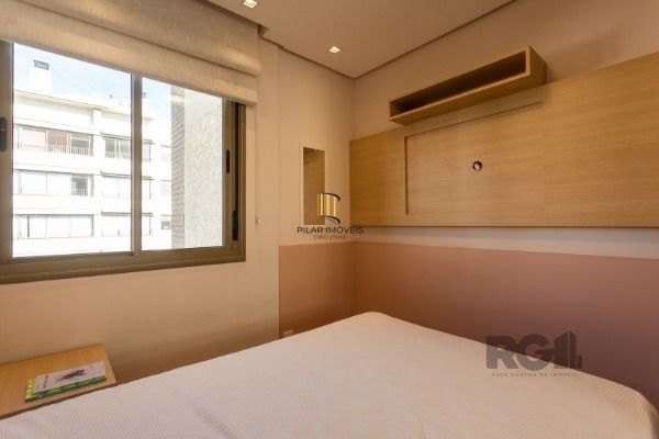 Apartamento em Porto Alegre, no bairro Cavalhada, com 3 dormitório(s), e 3 banhe