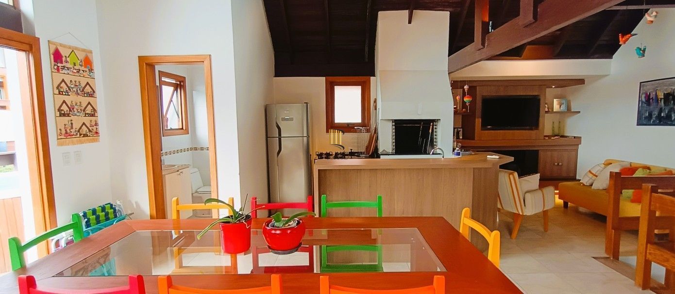 Linda cobertura, 3 quartos, 1 suíte, infra completa no bairro Ipanema, com ofurô