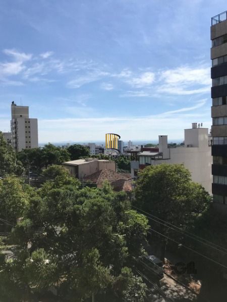 Apartamento em Porto Alegre, no bairro Higienópolis, à venda.