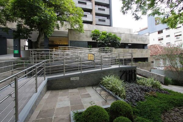 Conjunto/Sala em Porto Alegre, no bairro Rio Branco, à venda.