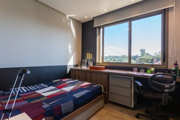 Apartamento em Porto Alegre, no bairro Cavalhada, com 3 dormitório(s), e 3 banhe