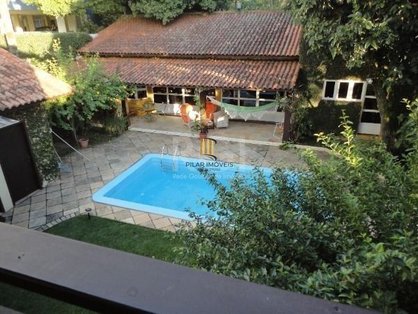 Casa para Venda - 683.64m², 4 dormitórios, sendo 3 suites, 6 vagas - Tristeza